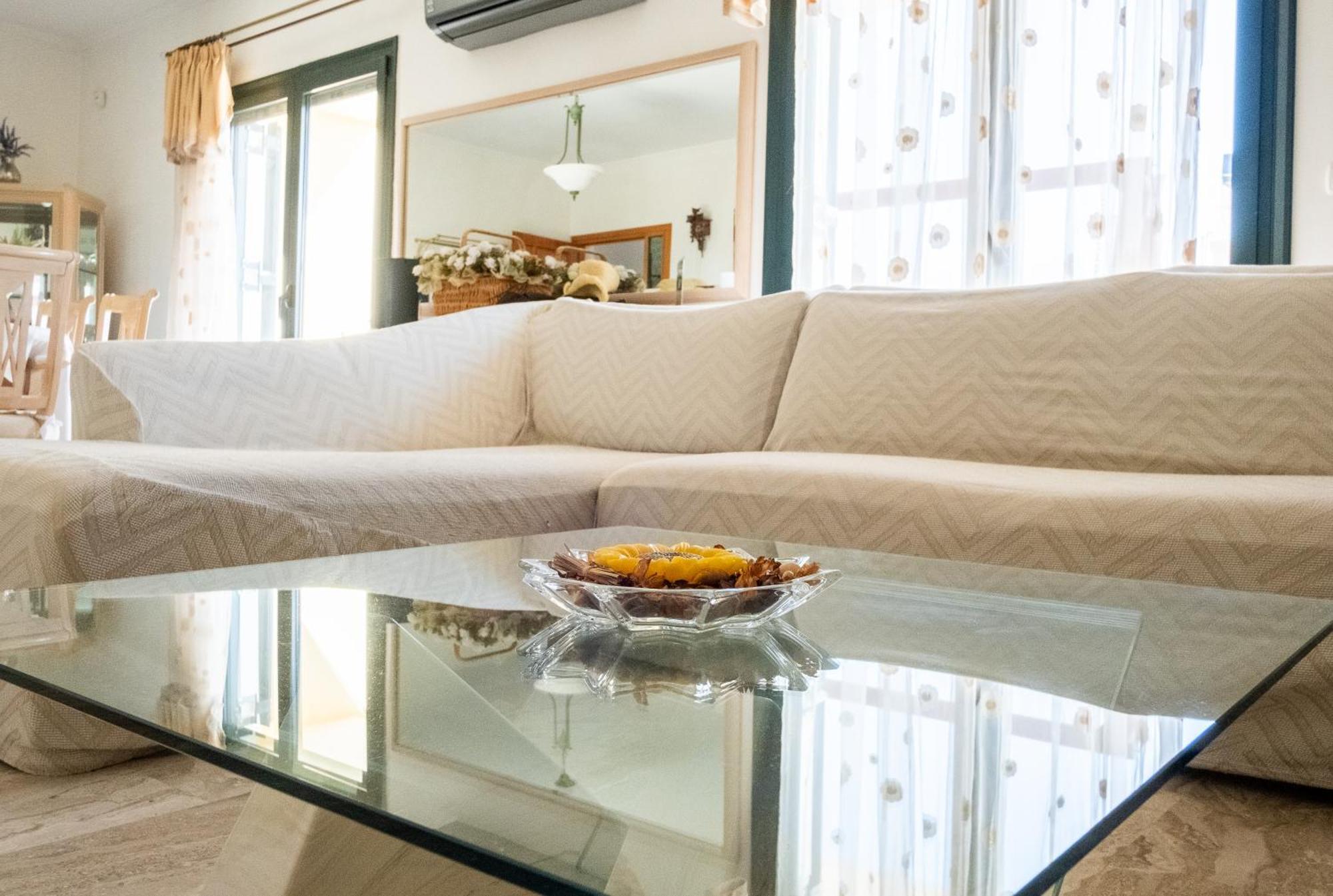 Spacious House In A Quiet Neighbourhood เอียราเปตรา ภายนอก รูปภาพ